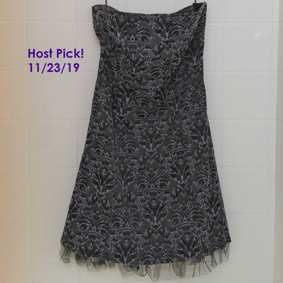 Tripp nyc Dresses & Skirts - ✨HP✨Tripp nyc Purple/Black Dress with Lace-Up Back